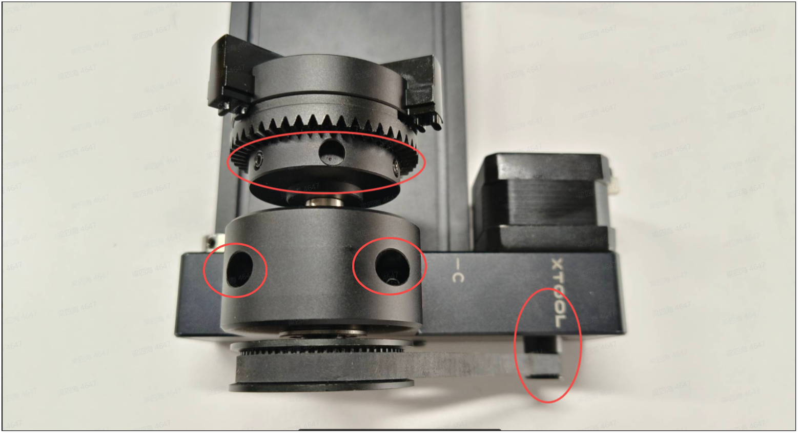 RA-roller-set-screws-on-motor.png