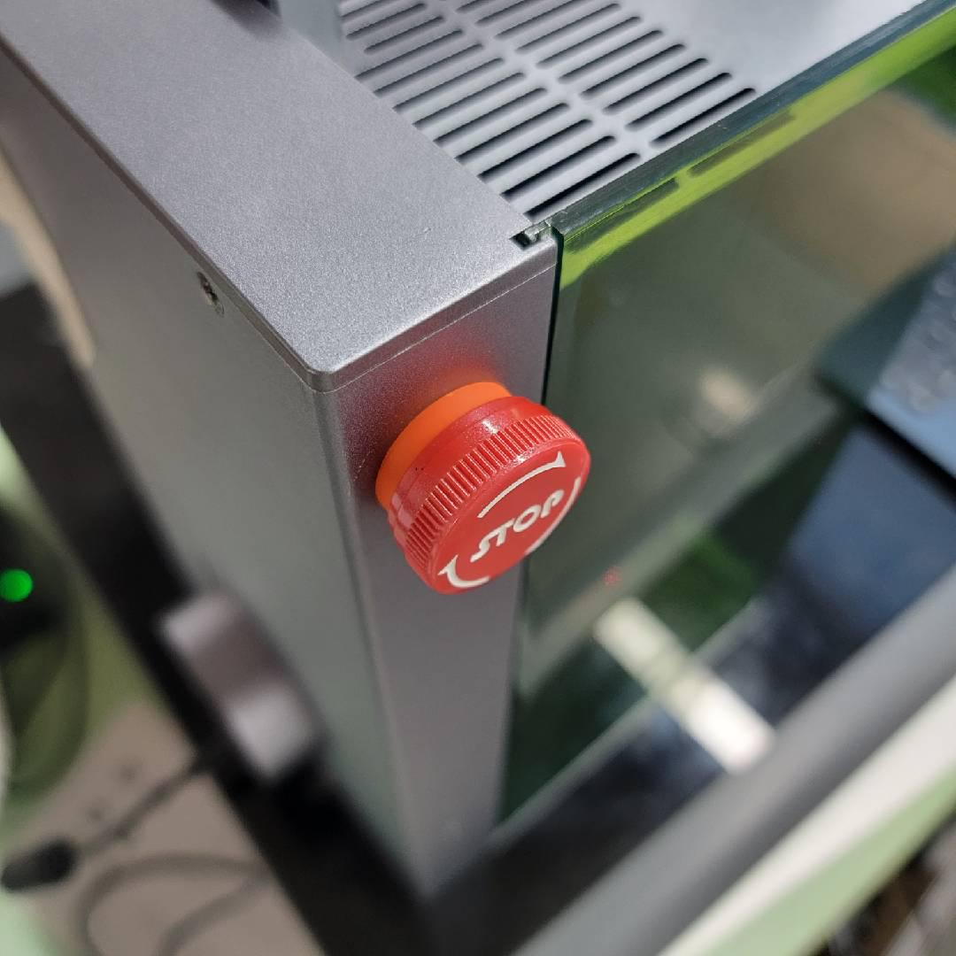 f1-stop-switch-unpressed.jpeg